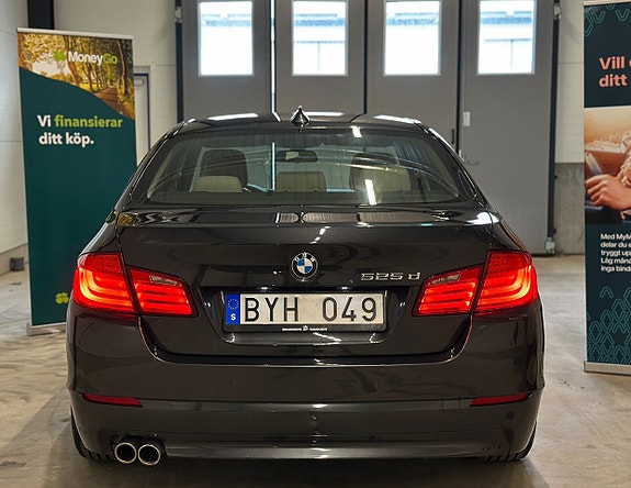 BMW 525d 6 of 21