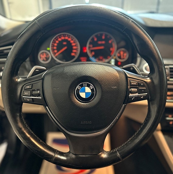 BMW 525d 16 of 21