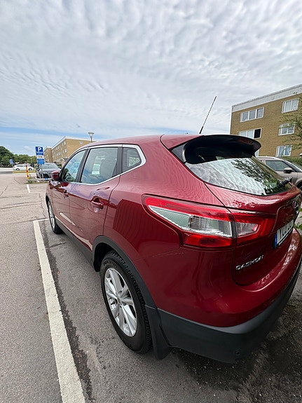 Nissan Qashqai 4 of 12