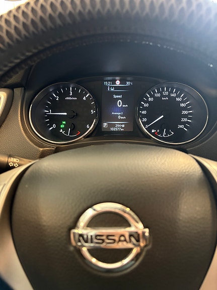 Nissan Qashqai 8 of 12