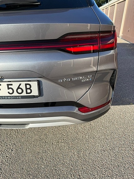 BYD Seal U 3 of 10