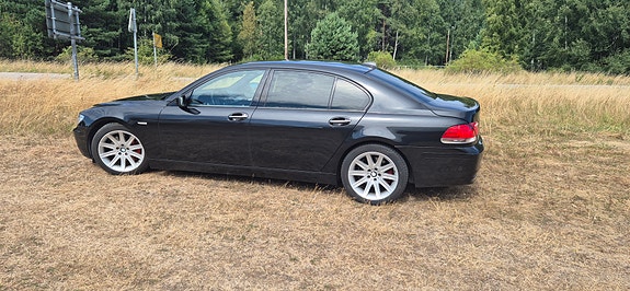 BMW 750Li 4 of 7