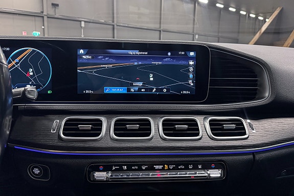 Mercedes-Benz GLE350 de 20 of 25