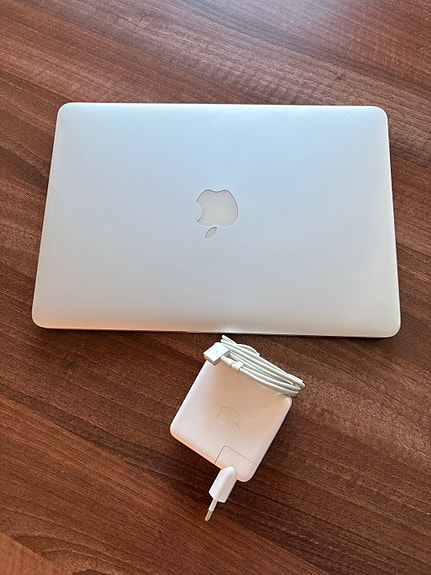 Apple MacBook Pro 13 silver image 3