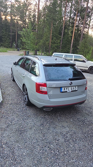 Skoda Octavia 4 of 7