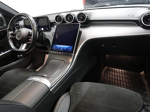 Mercedes-Benz C300 19 of 30