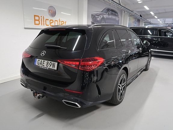 Mercedes-Benz C300 6 of 30