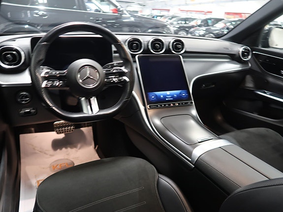Mercedes-Benz C300 16 of 30