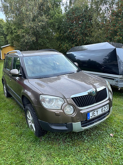 Skoda Yeti 2 of 8