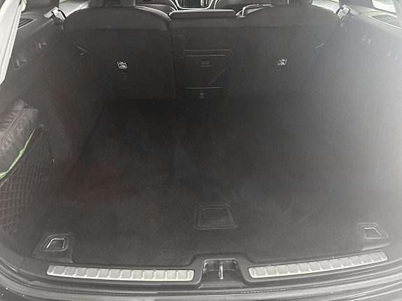Volvo V60 Cross Country 12 of 13