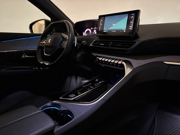 Peugeot 3008 8 of 15