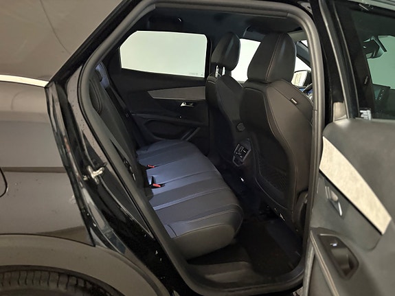 Peugeot 3008 10 of 15