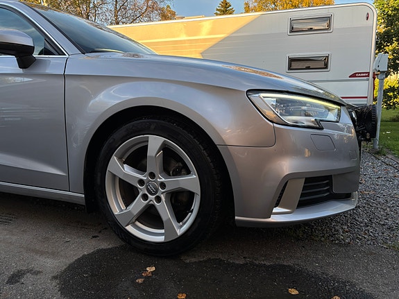 Audi A3 3 of 9