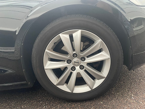 Volvo V60 22 of 23