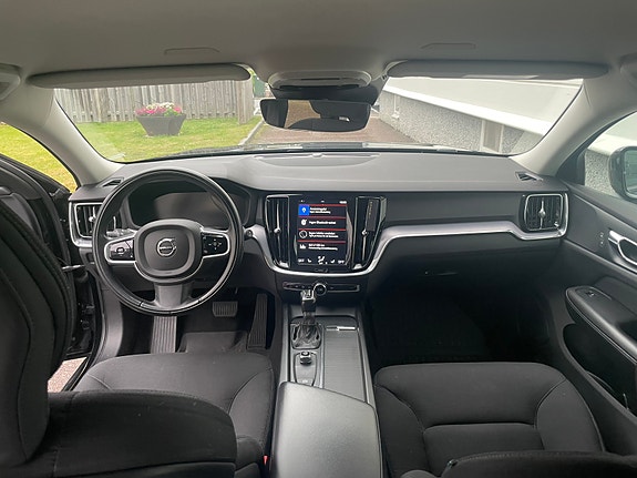 Volvo V60 12 of 23