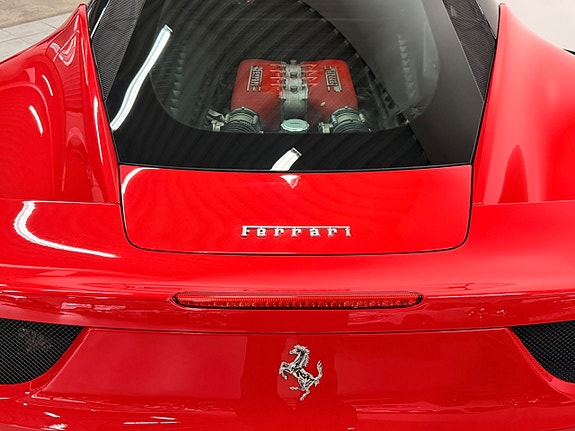 Ferrari 458 Italia 14 of 30