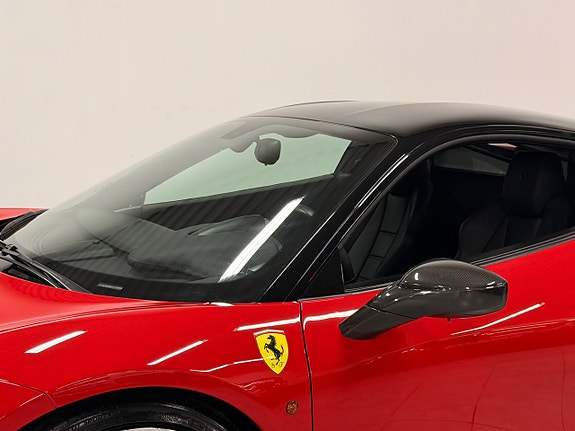 Ferrari 458 Italia 7 of 30