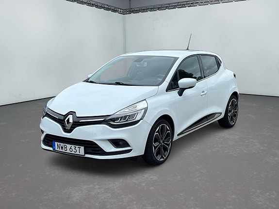 Renault Clio 2 of 13