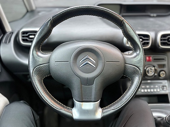 Citroen C3 Picasso 12 of 17