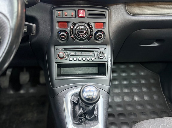 Citroen C3 Picasso 15 of 17