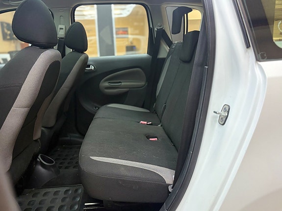 Citroen C3 Picasso 10 of 17