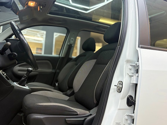 Citroen C3 Picasso 11 of 17