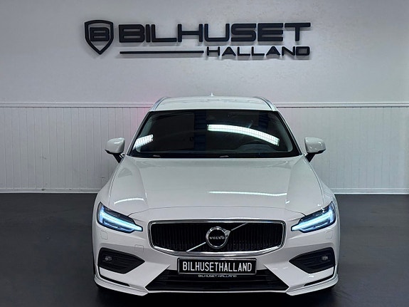 Volvo V60 3 of 28