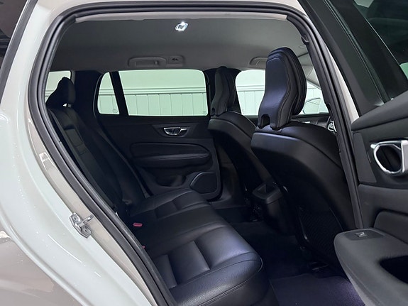 Volvo V60 16 of 28