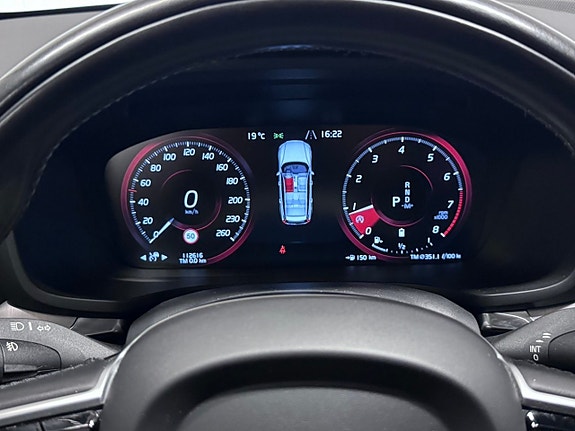 Volvo V60 23 of 28