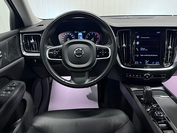 Volvo V60 18 of 28