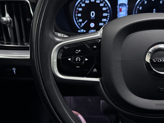 Volvo V60 20 of 28