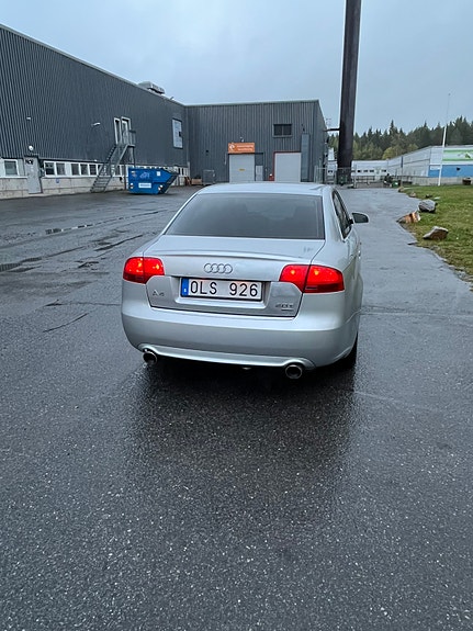 Audi A4 2 of 7