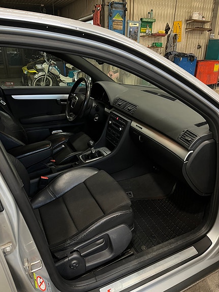 Audi A4 6 of 7