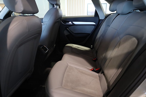 Audi Q3 12 of 25