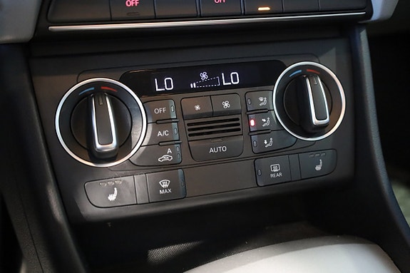 Audi Q3 21 of 25
