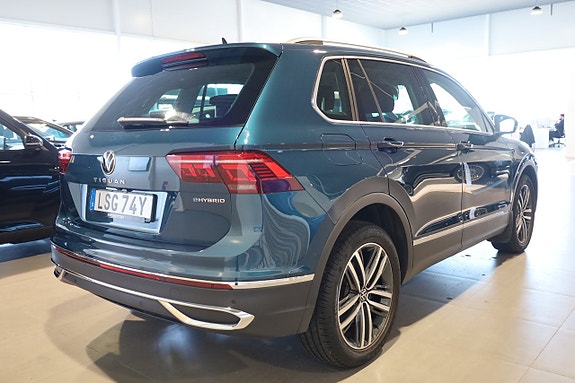 Volkswagen Tiguan 5 of 30