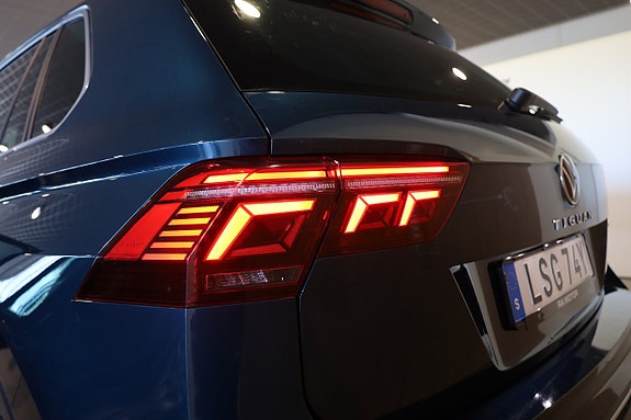 Volkswagen Tiguan 12 of 30