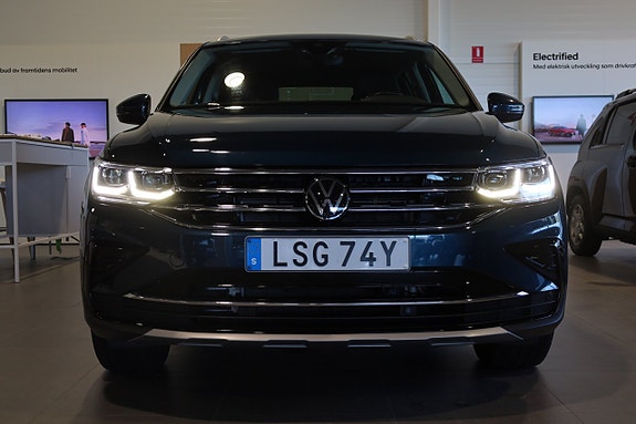 Volkswagen Tiguan 8 of 30