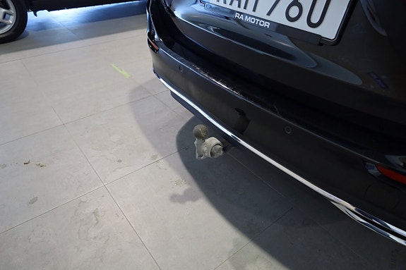 Mercedes-Benz C300 28 of 29