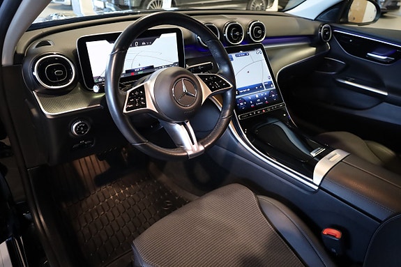 Mercedes-Benz C300 11 of 29