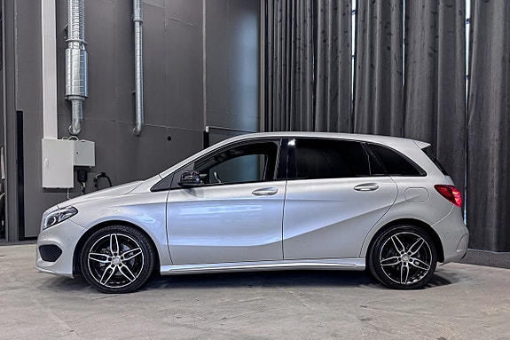 Mercedes-Benz B180 d 3 of 15