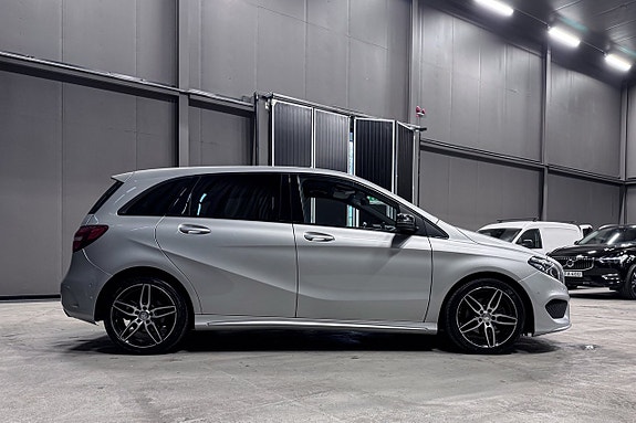 Mercedes-Benz B180 d 7 of 15