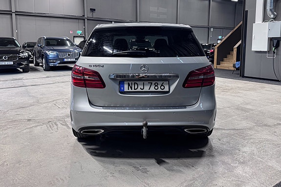 Mercedes-Benz B180 d 5 of 15