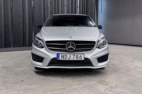 Mercedes-Benz B180 d 9 of 15