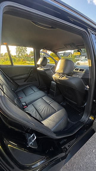 BMW X3 9 of 11