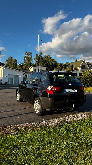 BMW X3 3 of 11