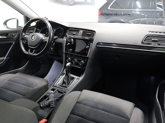 Volkswagen Golf I 16 of 30