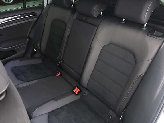 Volkswagen Golf I 19 of 30