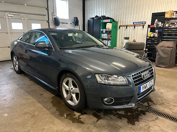 Audi A5 2 of 7