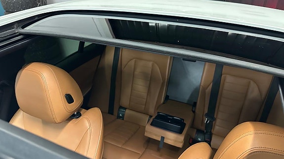 BMW 330i 14 of 30
